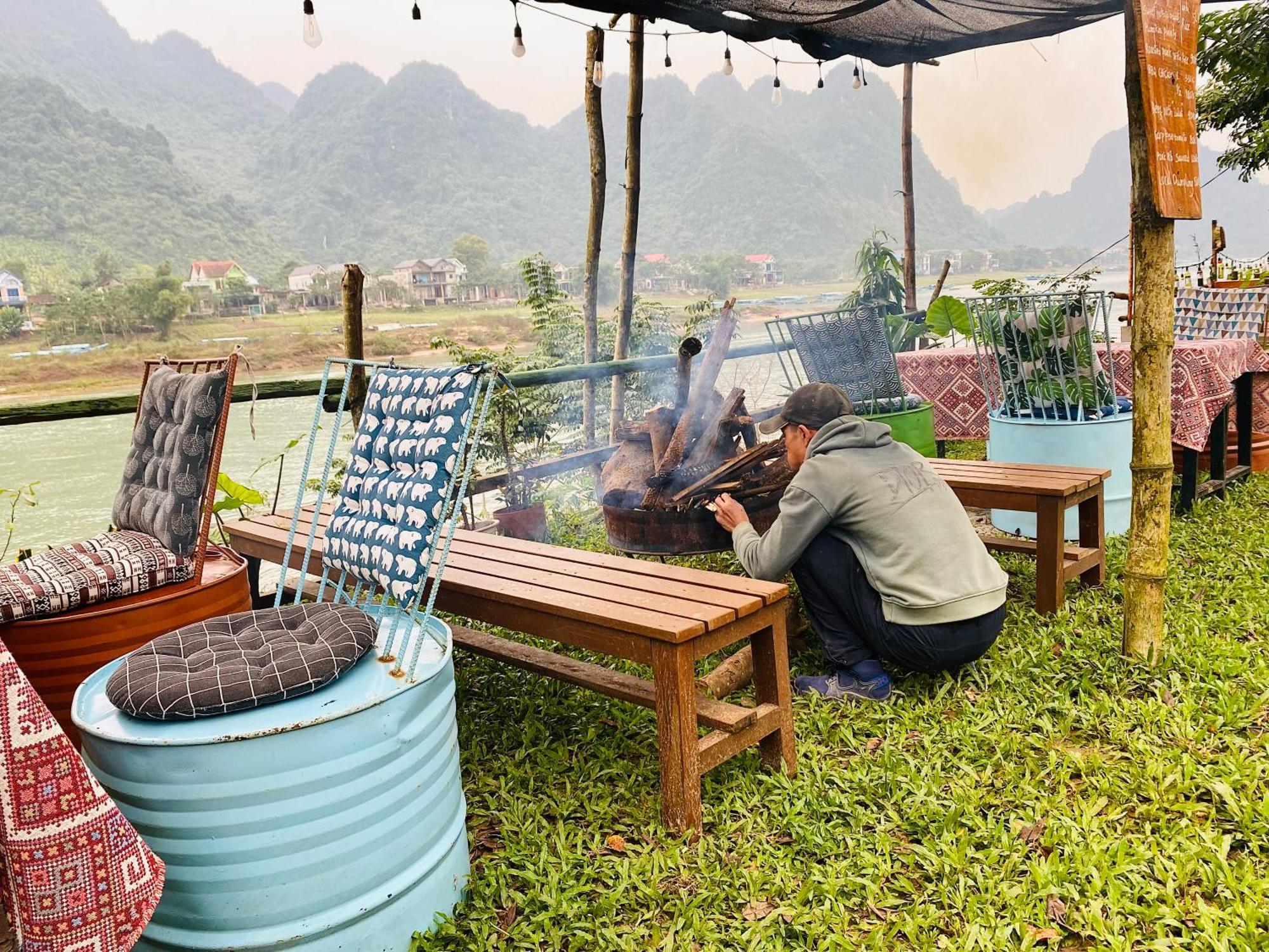 Son River Homestay Phong Nha Exterior foto
